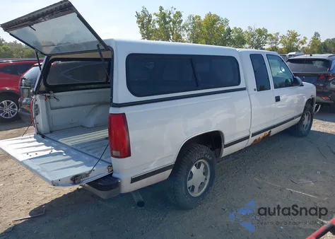 1998 Chevrolet C1500 Fleetside from USA, damaged, VIN 1GCEC19R6WE125780